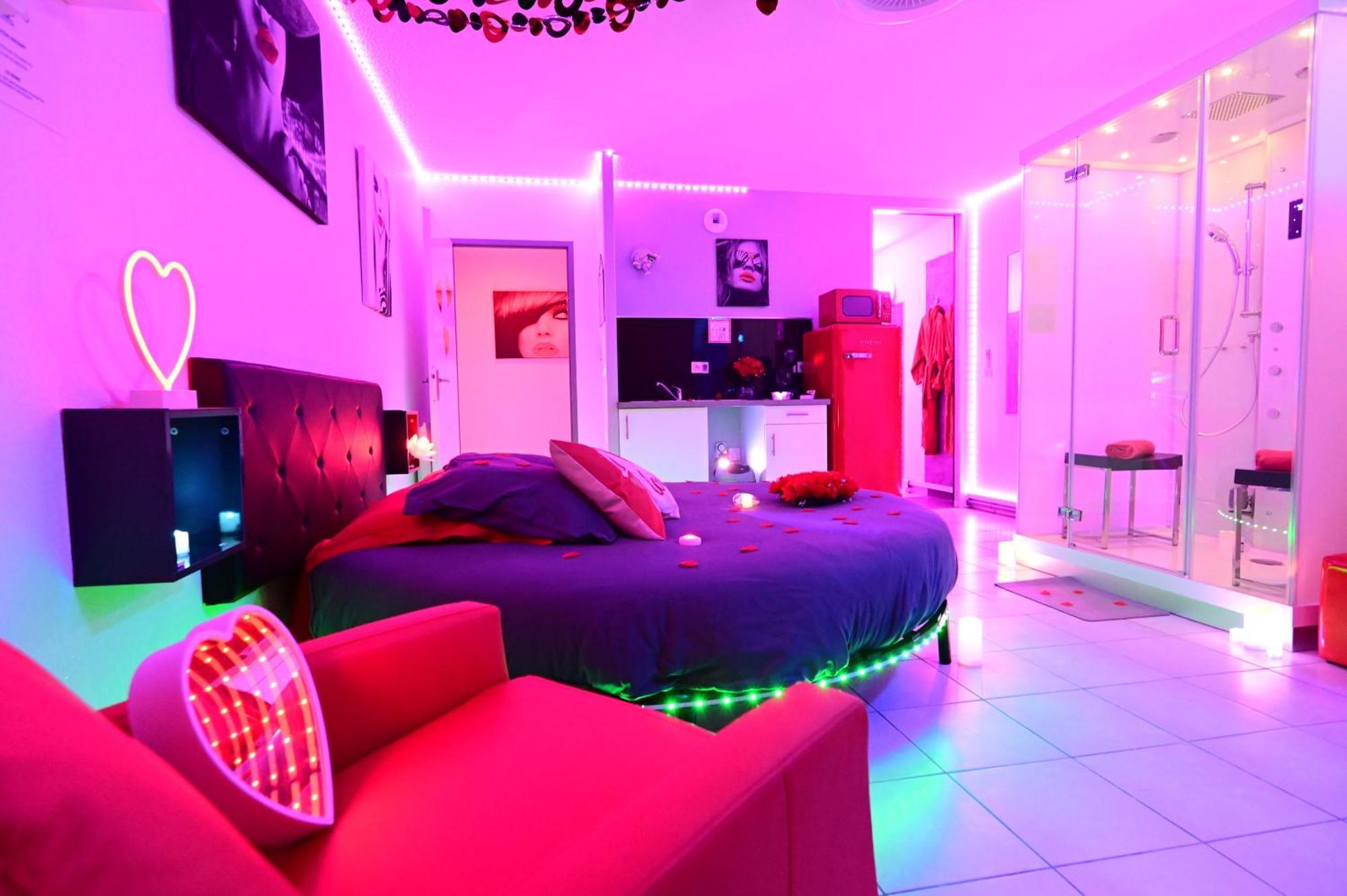 Love Room A Deux Pas De L'Ocean Avec Hammam, Sauna Et Bain A 2 :-) Biscarrosse Kültér fotó