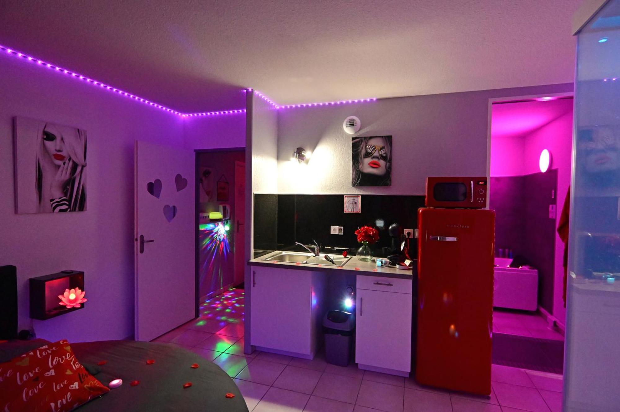 Love Room A Deux Pas De L'Ocean Avec Hammam, Sauna Et Bain A 2 :-) Biscarrosse Kültér fotó