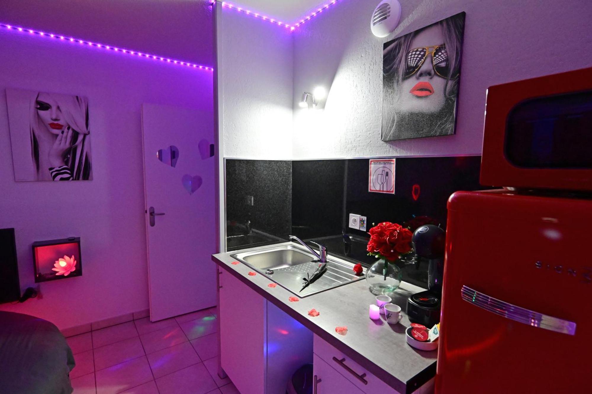 Love Room A Deux Pas De L'Ocean Avec Hammam, Sauna Et Bain A 2 :-) Biscarrosse Kültér fotó
