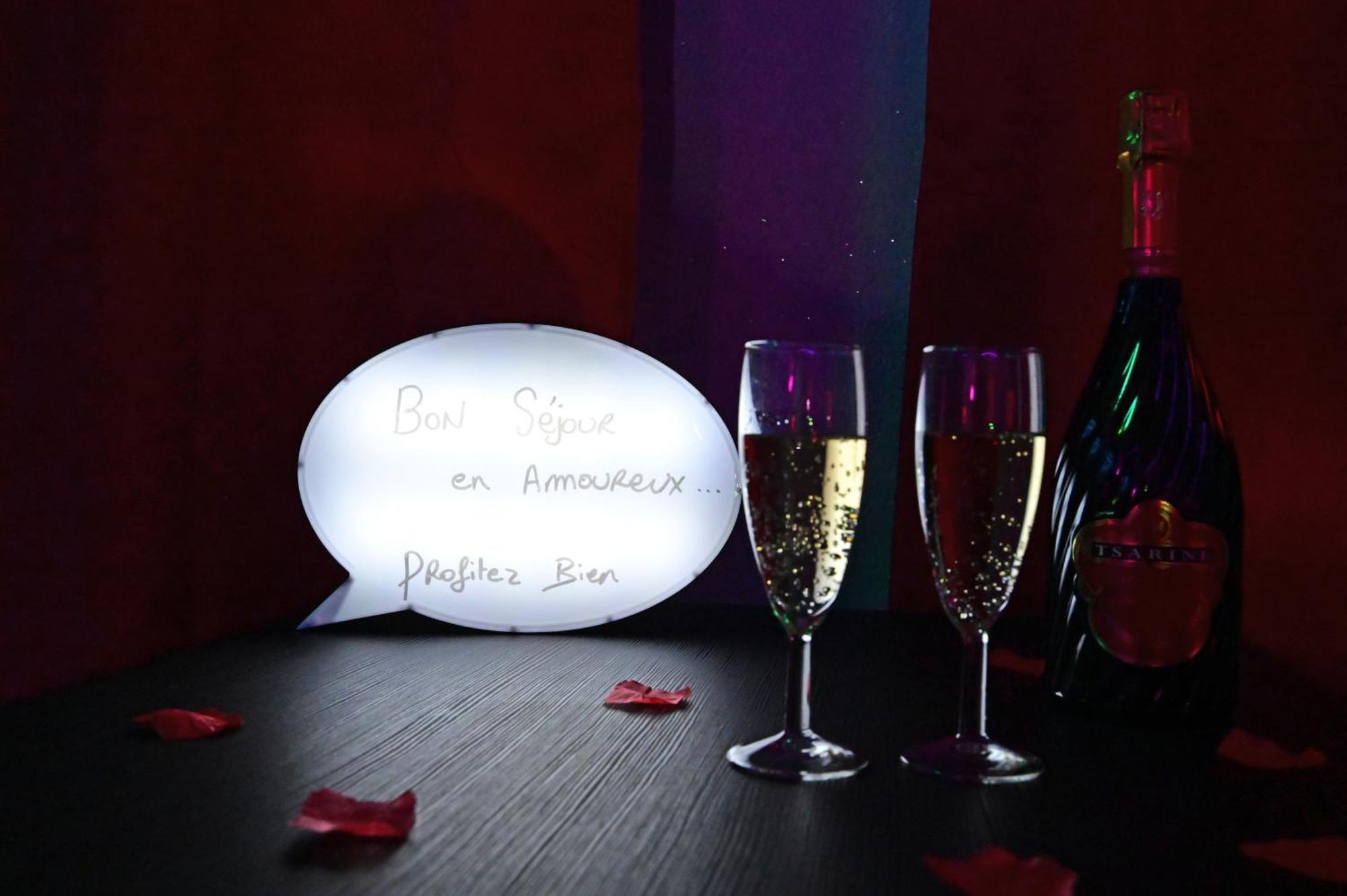 Love Room A Deux Pas De L'Ocean Avec Hammam, Sauna Et Bain A 2 :-) Biscarrosse Kültér fotó