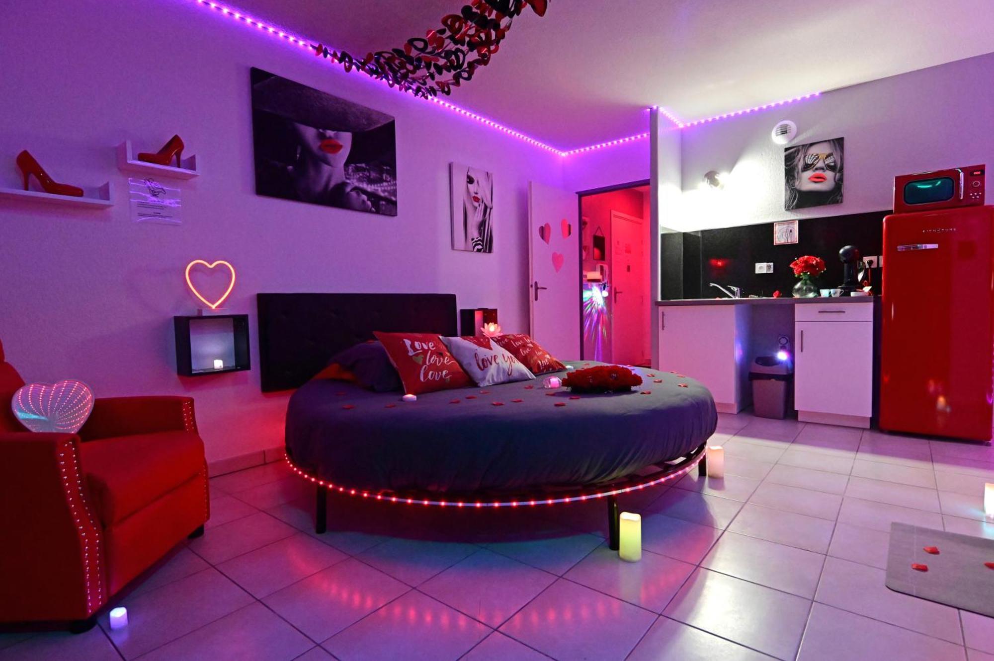 Love Room A Deux Pas De L'Ocean Avec Hammam, Sauna Et Bain A 2 :-) Biscarrosse Kültér fotó