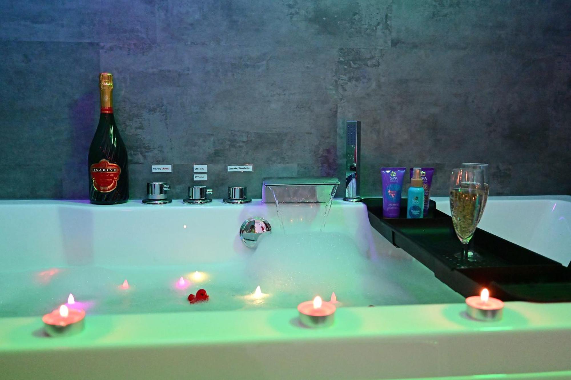 Love Room A Deux Pas De L'Ocean Avec Hammam, Sauna Et Bain A 2 :-) Biscarrosse Kültér fotó