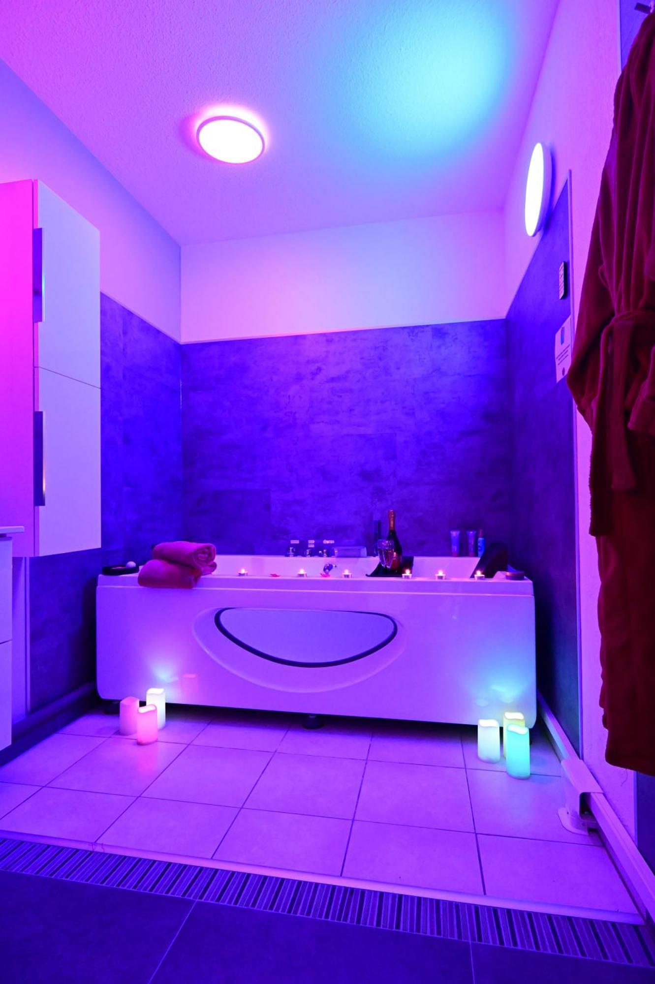 Love Room A Deux Pas De L'Ocean Avec Hammam, Sauna Et Bain A 2 :-) Biscarrosse Kültér fotó