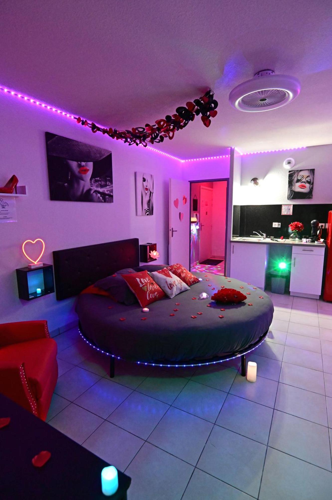 Love Room A Deux Pas De L'Ocean Avec Hammam, Sauna Et Bain A 2 :-) Biscarrosse Kültér fotó
