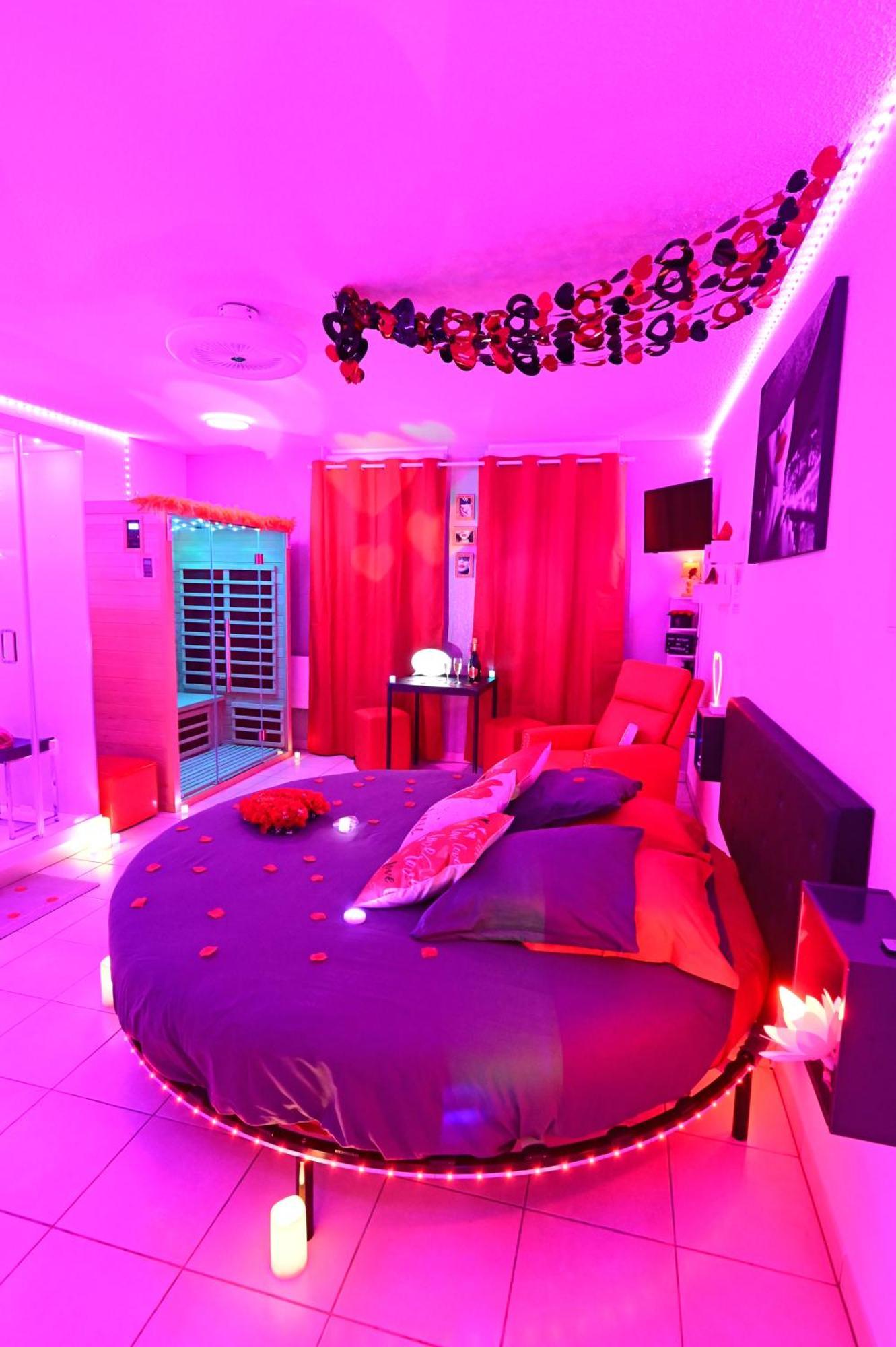 Love Room A Deux Pas De L'Ocean Avec Hammam, Sauna Et Bain A 2 :-) Biscarrosse Kültér fotó